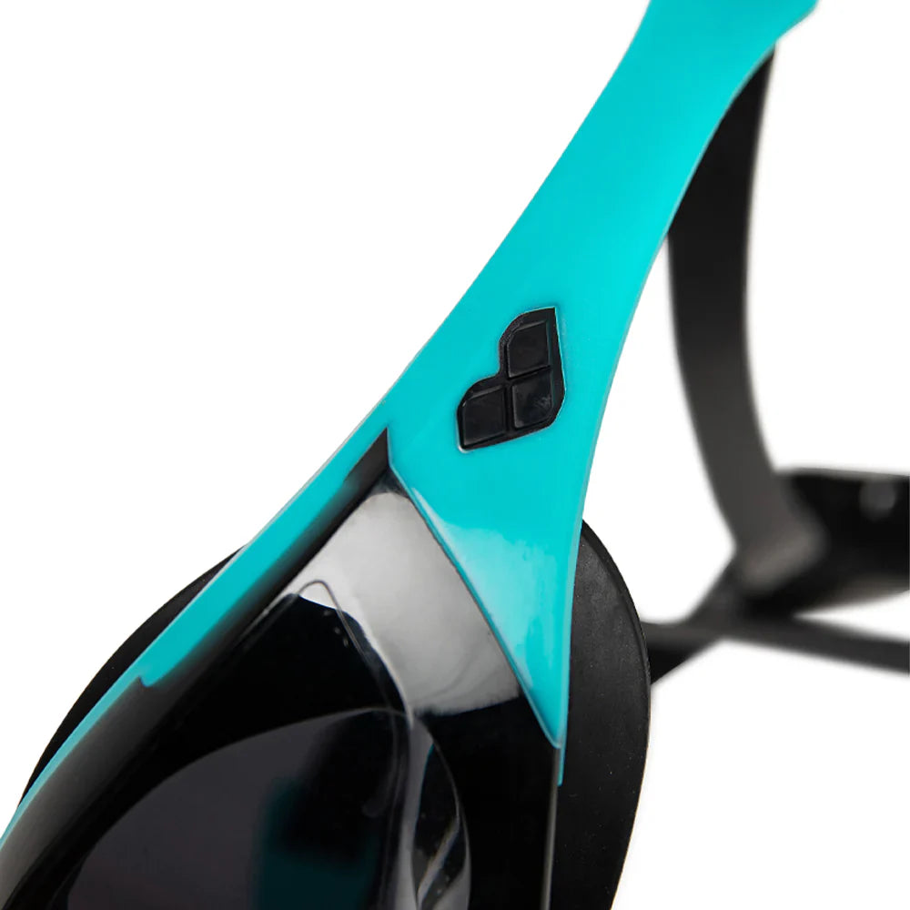 Arena Cobra Edge Swipe Smoke Peacock Black